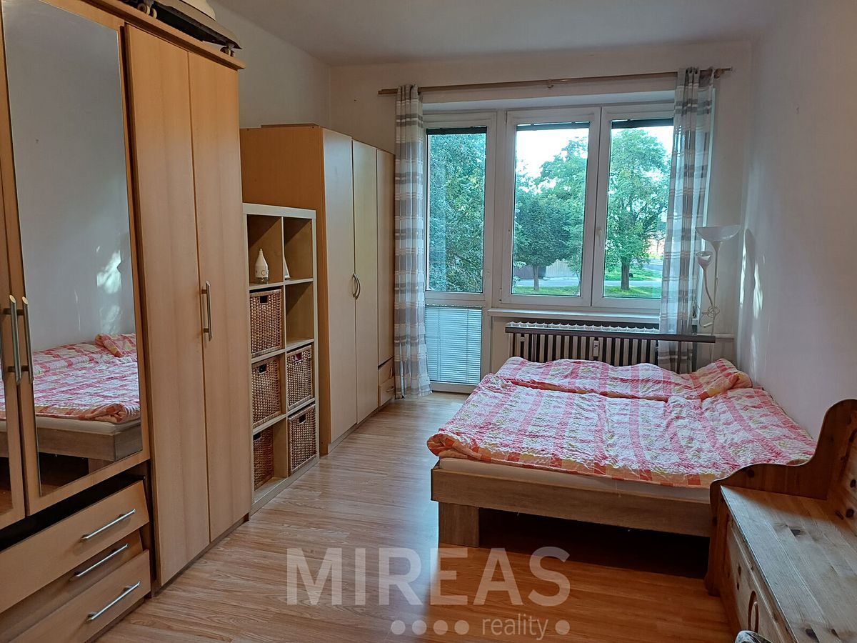 Pronájem bytu 2+kk 54 m² – fotografie 4