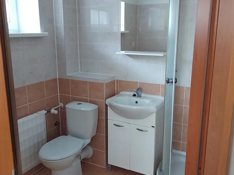 Pronájem bytu 2+kk 28 m², Kadaň – náhled fotky 3