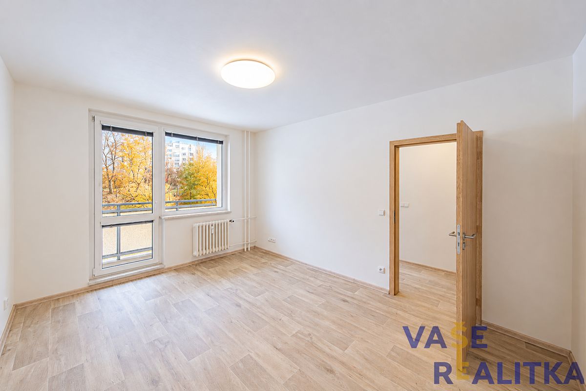 Pronájem bytu 1+1 37 m²