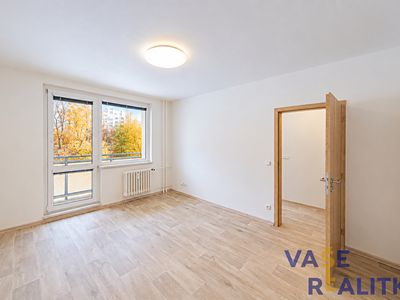 Pronájem bytu 1+1 37 m²