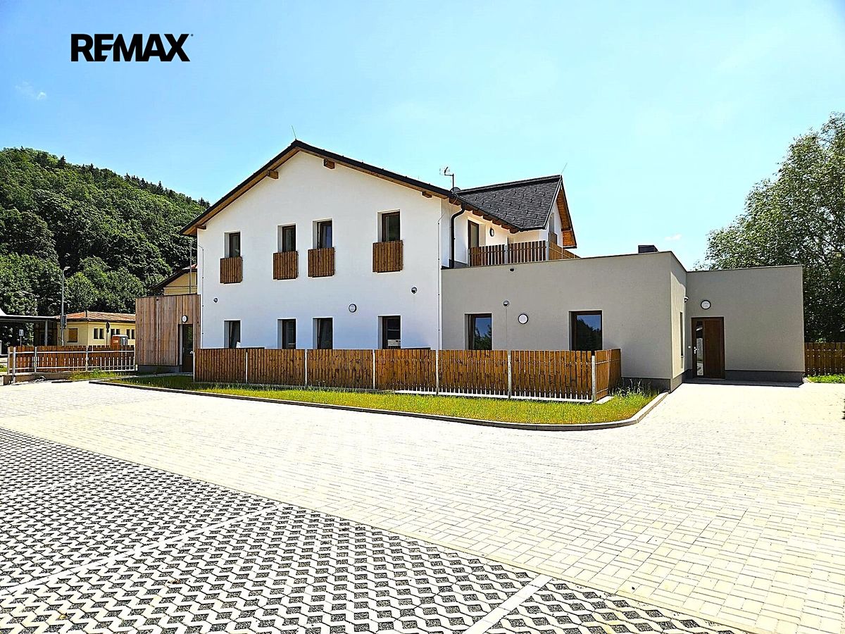 Prodej bytu 2+kk 54 m², Svoboda nad Úpou – fotka 1 z 3