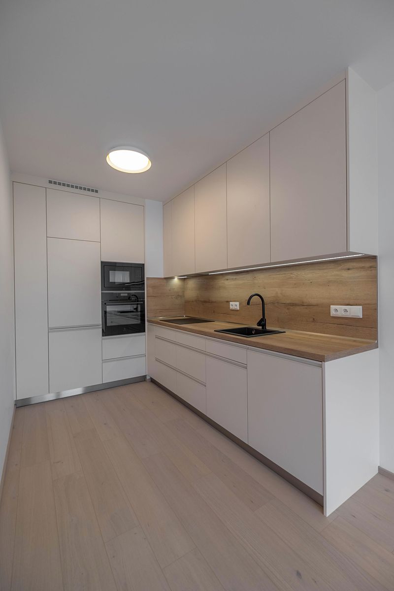 Pronájem bytu 2+kk 53 m² – fotografie 2