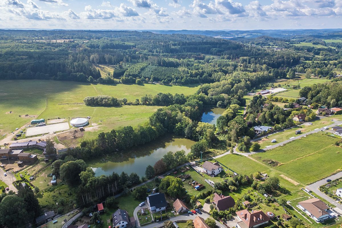Prodej stavebního pozemku 1161 m² – fotografie 2