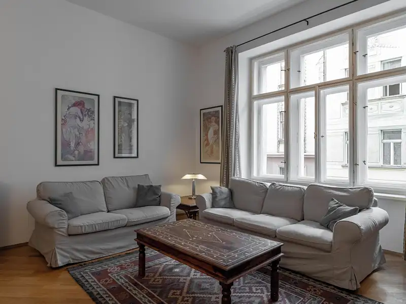 Pronájem bytu 3+1 80 m², Praha – náhled fotky 2