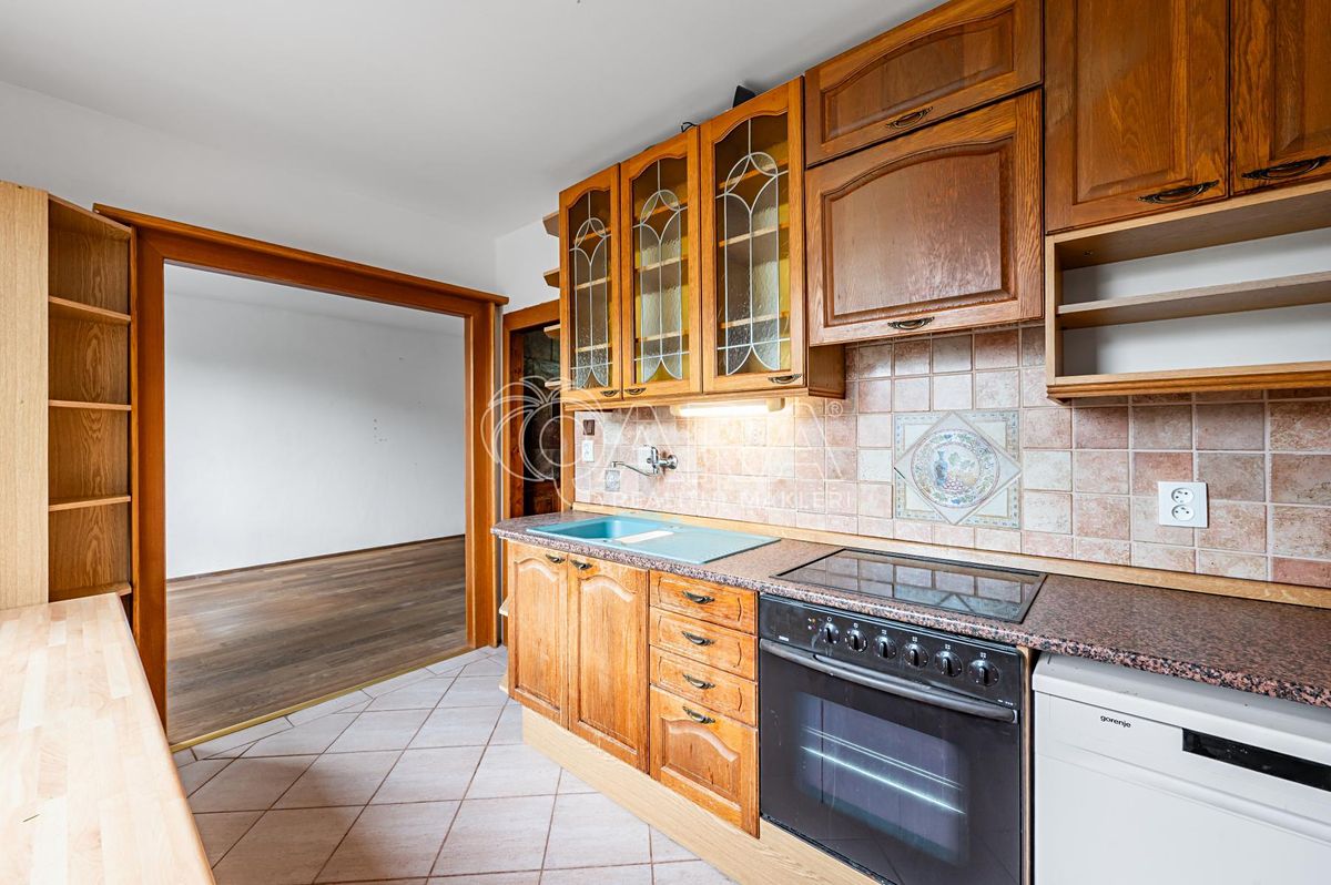 Pronájem bytu 3+1 74 m² – fotografie 4