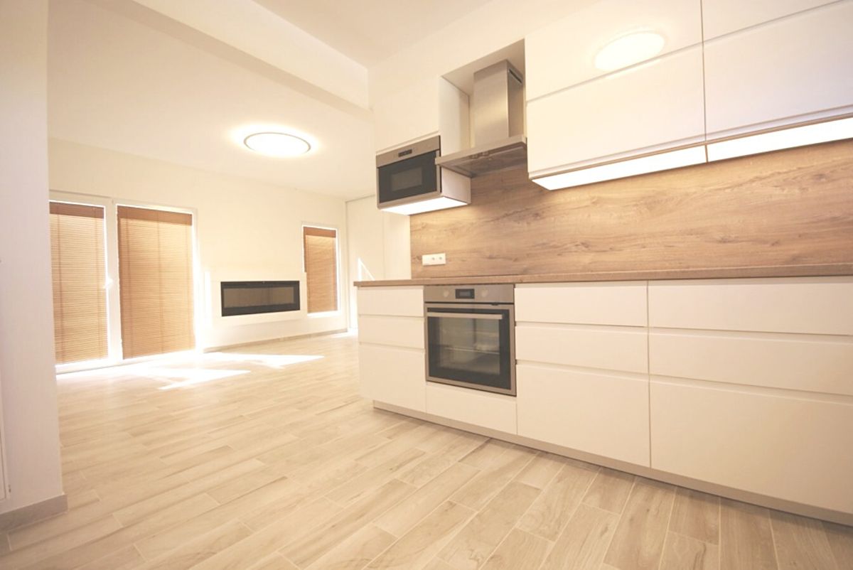 Pronájem rodinného domu 80 m², pozemek 60 m² – fotografie 5