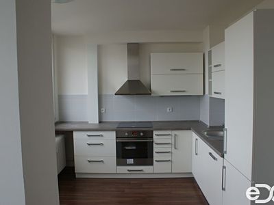Pronájem bytu 2+kk 64 m²