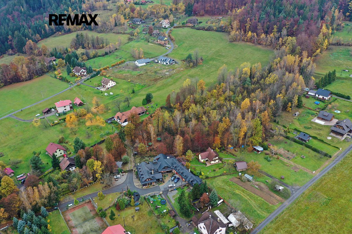 Prodej rodinného domu 830 m², pozemek 550 m²