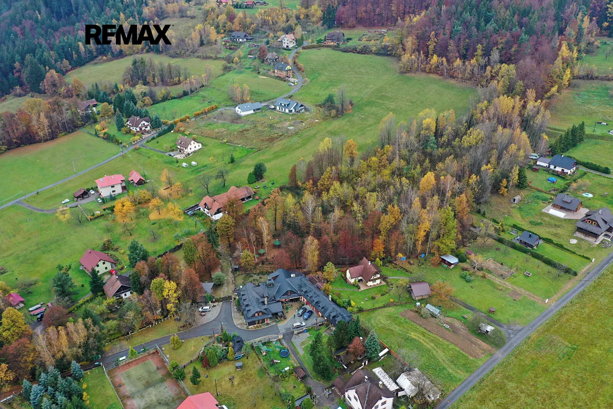 Prodej rodinného domu 830 m², pozemek 550 m²