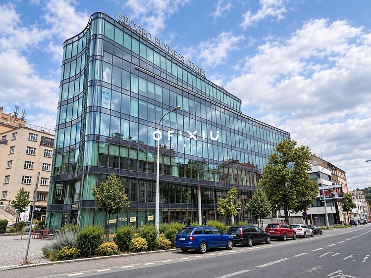 Gewerbefläche zur Miete, 750 m² (1 von 16)