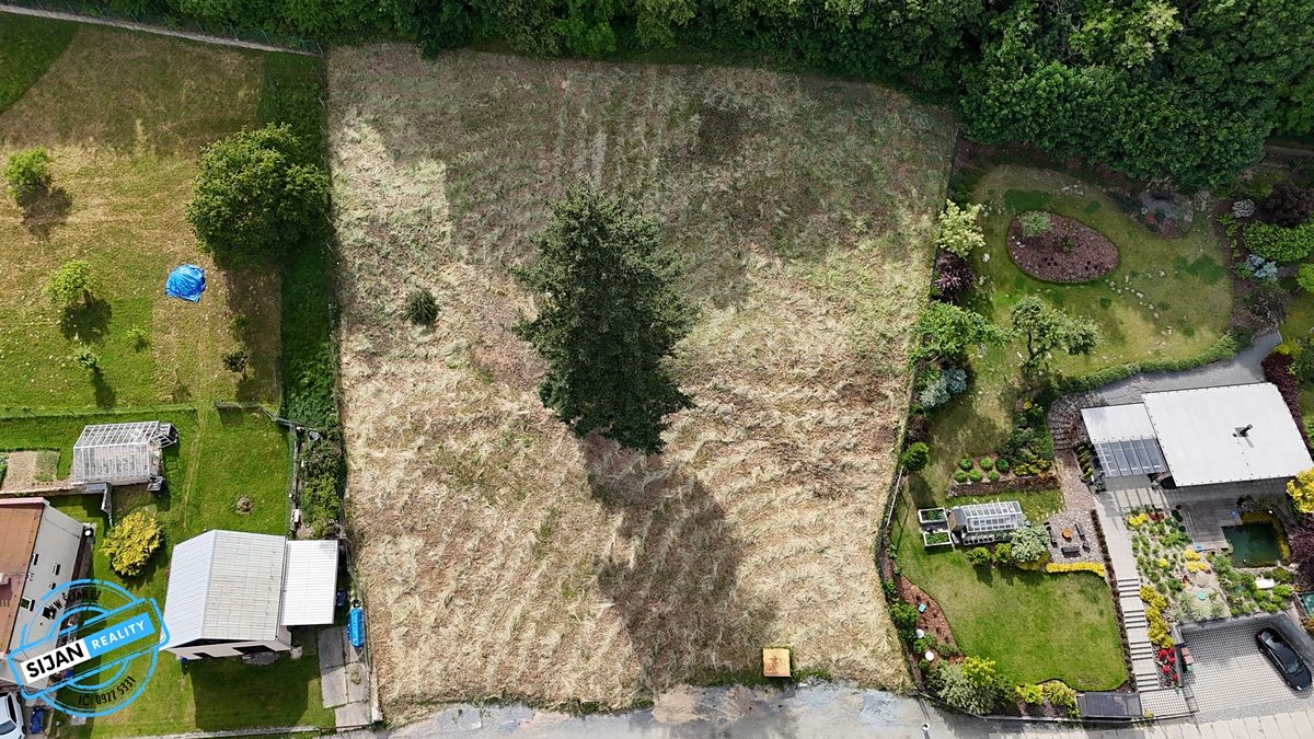 Prodej stavebního pozemku 1311 m² – fotografie 3