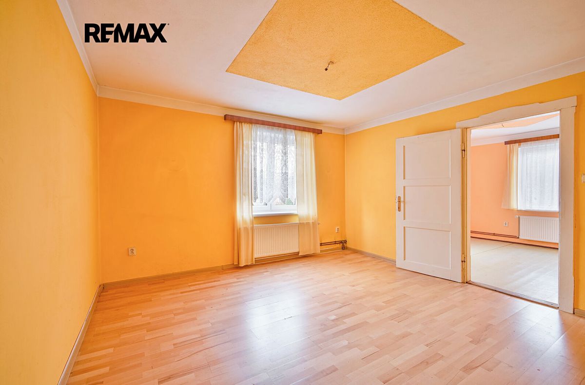 Prodej rodinného domu 160 m², pozemek 344 m² – fotografie 5