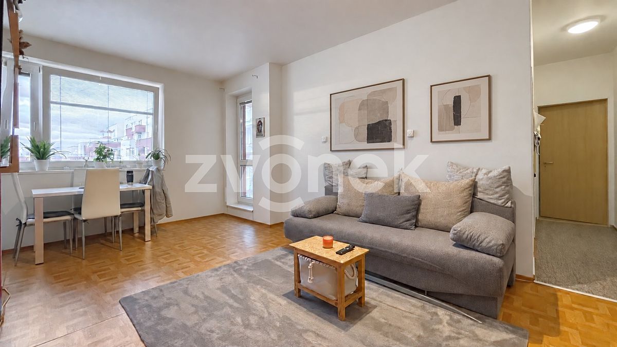 Pronájem bytu 3+kk 68 m²