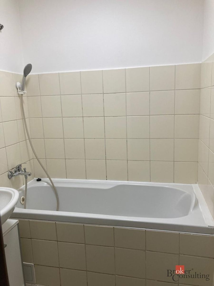 Pronájem bytu 3+1 78 m² – fotografie 5