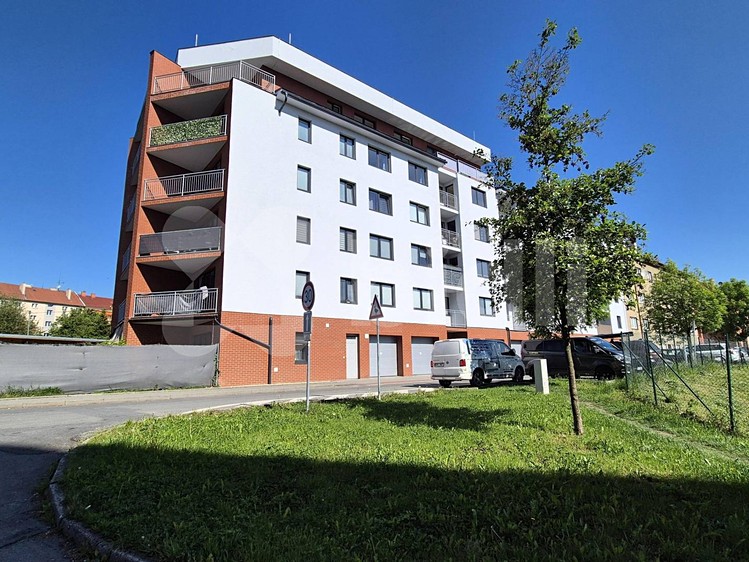 Квартира 1+kk на продаж, 36 м² (10 з 22)