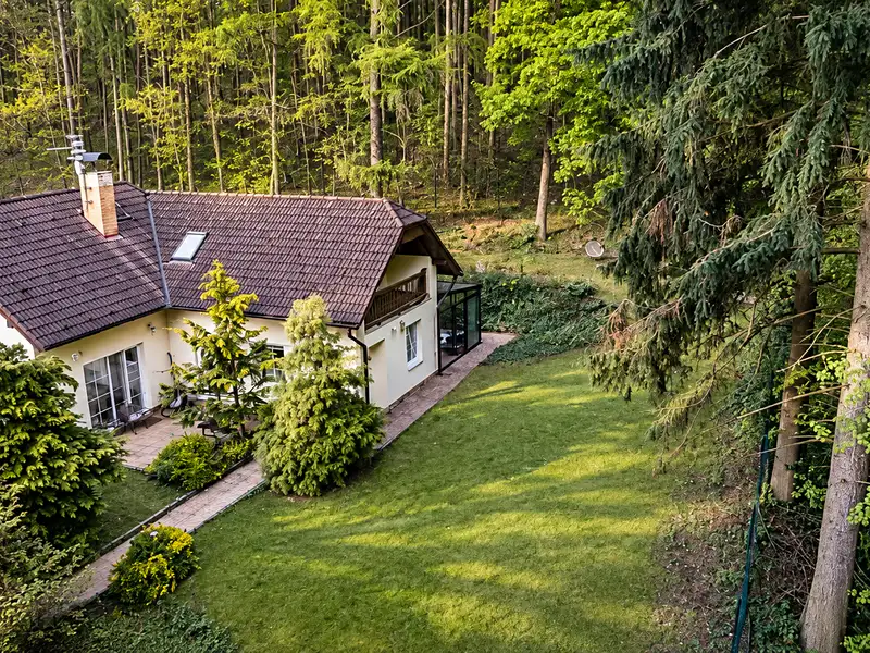 Prodej rodinného domu 163 m², pozemek 841 m², Úvaly – náhled fotky 2