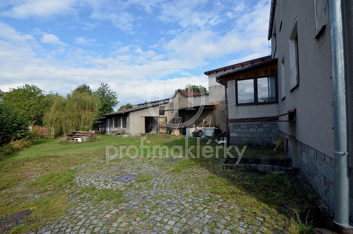 Prodej rodinného domu 270 m², pozemek 1909 m² – fotografie 4