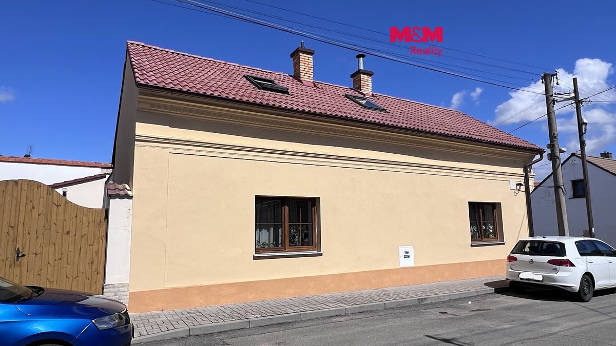 Prodej rodinného domu 150 m², pozemek 196 m², Hospozín – fotka 1 z 3