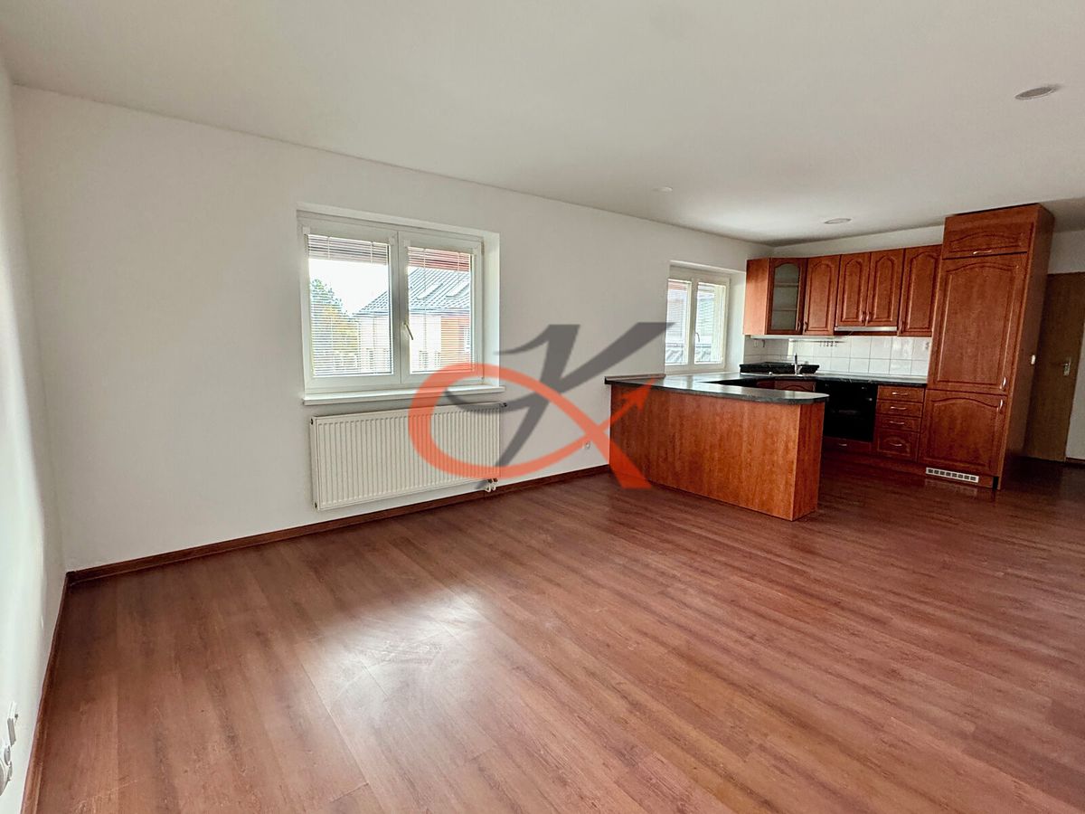 Pronájem bytu 3+kk 70 m² – fotografie 2
