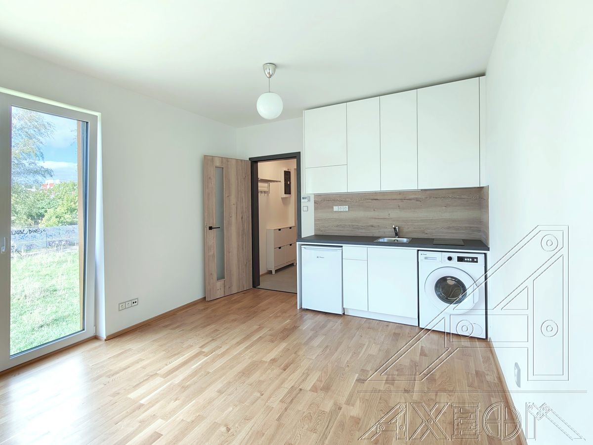 Pronájem bytu 1+kk 23 m²