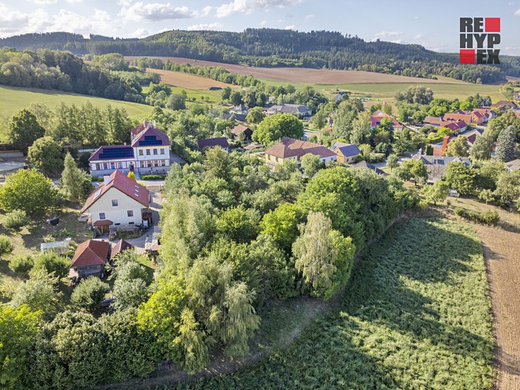 Prodej pozemku, 1 513 m² (2 z 17)