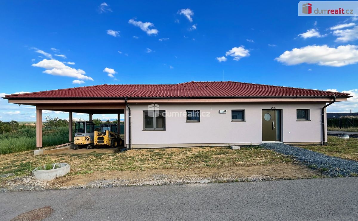 Prodej rodinného domu 135 m², pozemek 890 m²