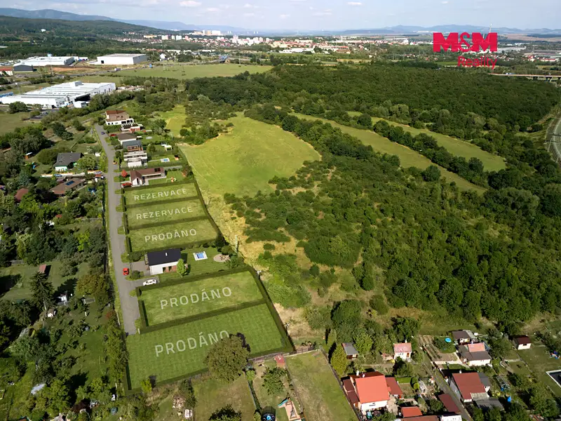 Prodej stavebního pozemku 922 m², Černovice – náhled fotky 2