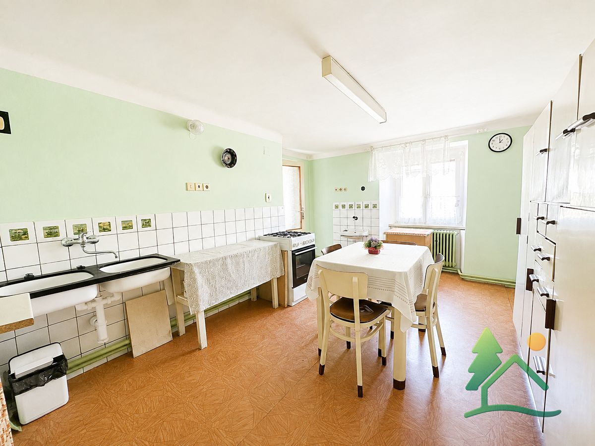 Prodej rodinného domu 130 m², pozemek 243 m² – fotografie 3