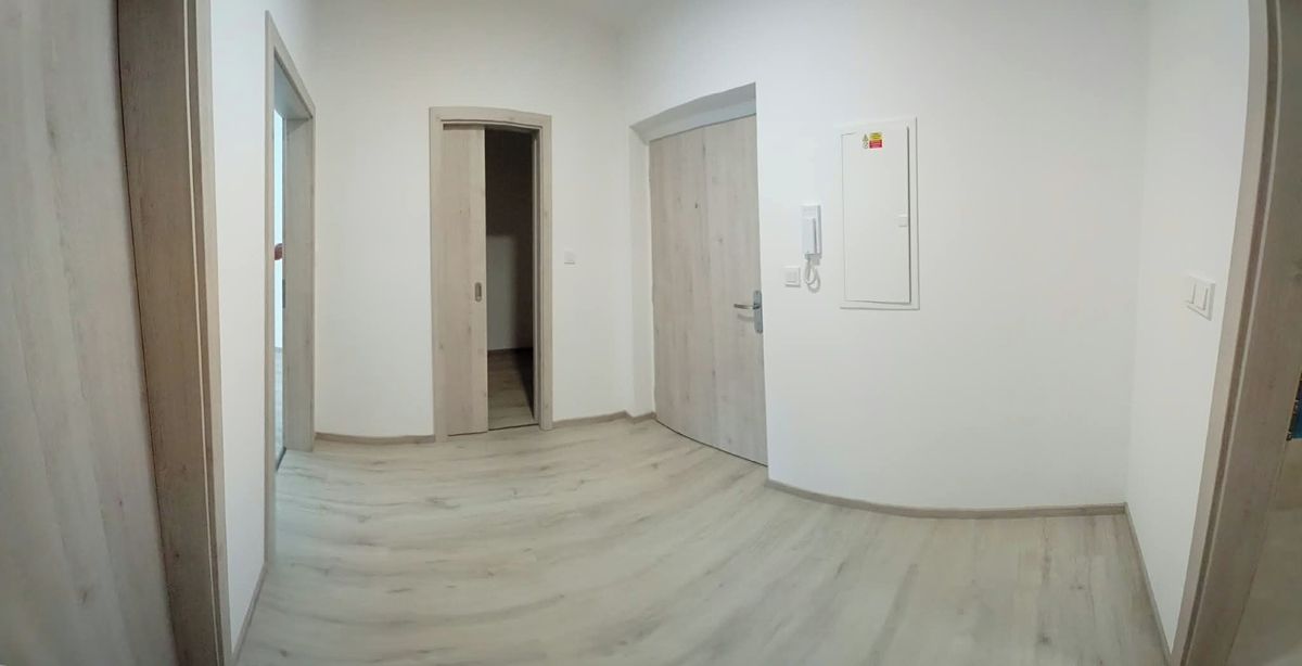 Pronájem bytu 2+kk 54 m² – fotografie 2