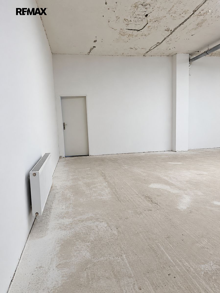 Pronájem obchodního prostoru 68 m² – fotografie 3