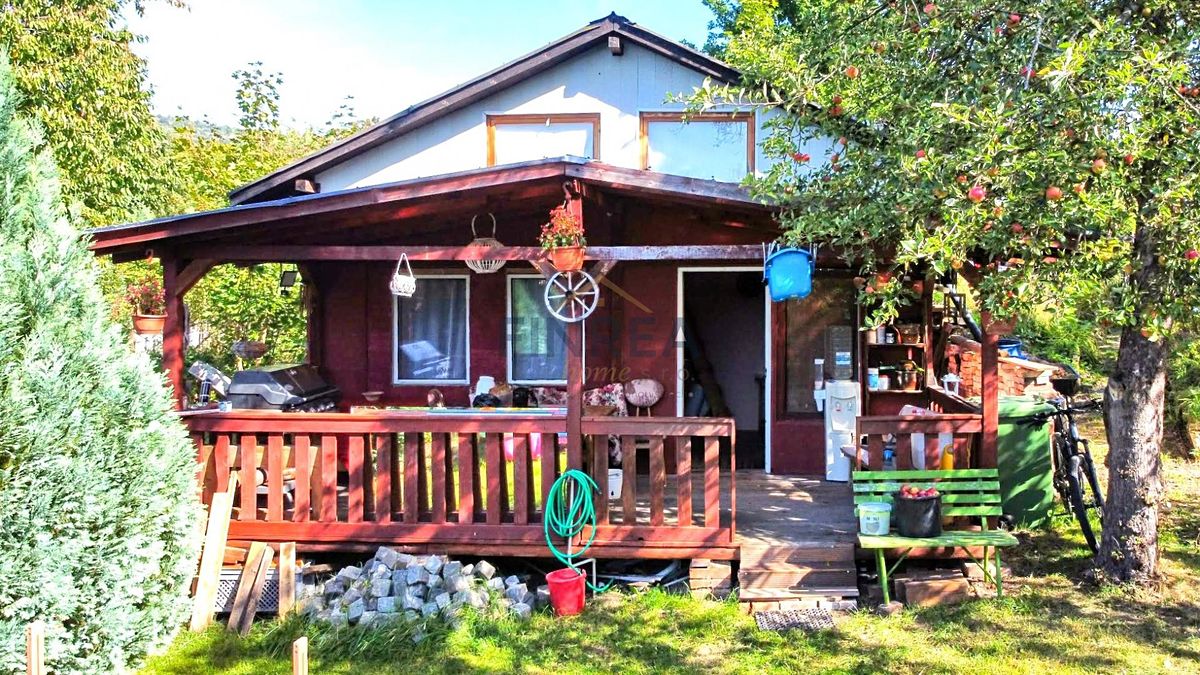 Prodej chaty 19 m², pozemek 591 m² – fotografie 2
