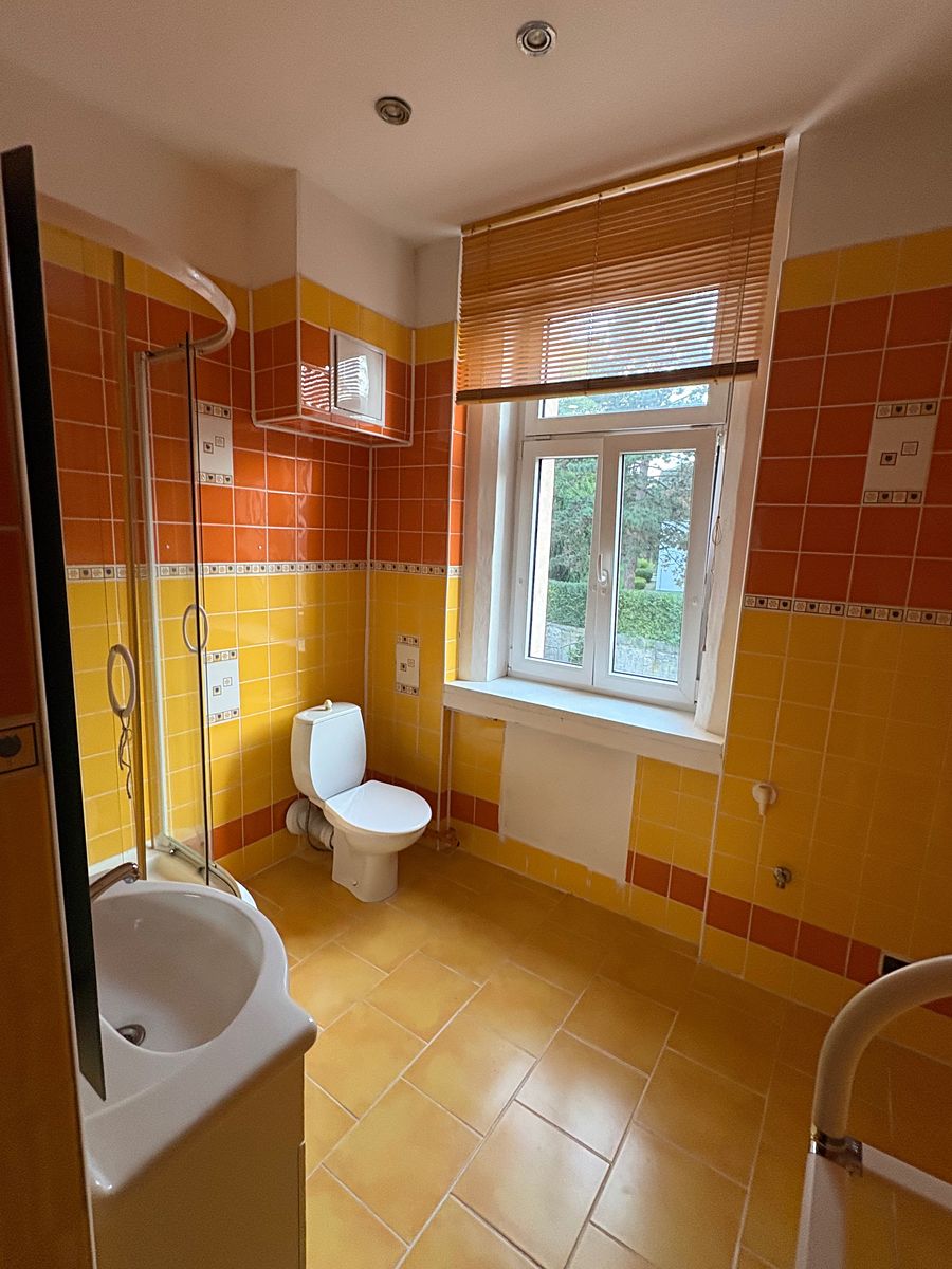 Pronájem bytu 2+1 80 m² – fotografie 3