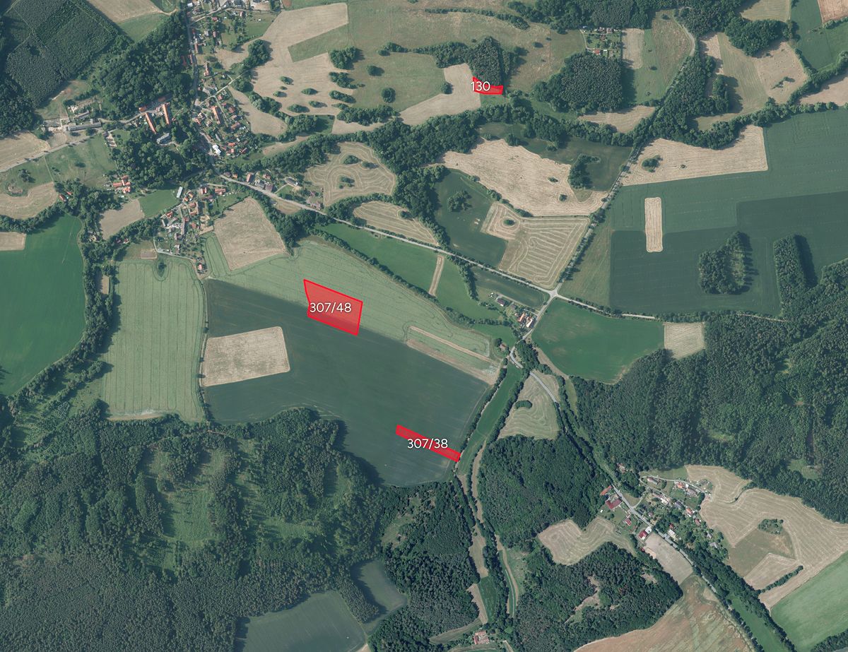 Prodej pole 19268 m², Neveklov – fotka 1 z 3