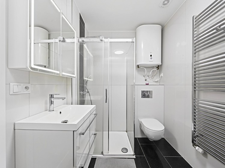 Haus zum Kauf, 381 m² (7 von 29)