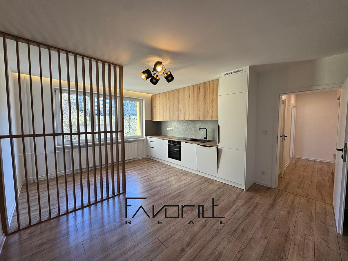 Pronájem bytu 2+kk 42 m² – fotografie 3