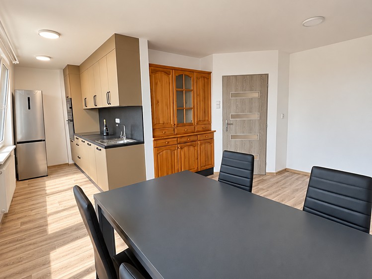Pronájem bytu 3+kk, 66 m² (4 z 20)