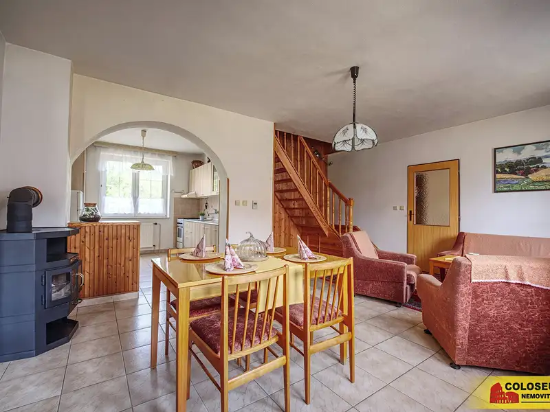 Prodej rodinného domu 129 m², pozemek 1238 m², Lechovice – náhled fotky 1