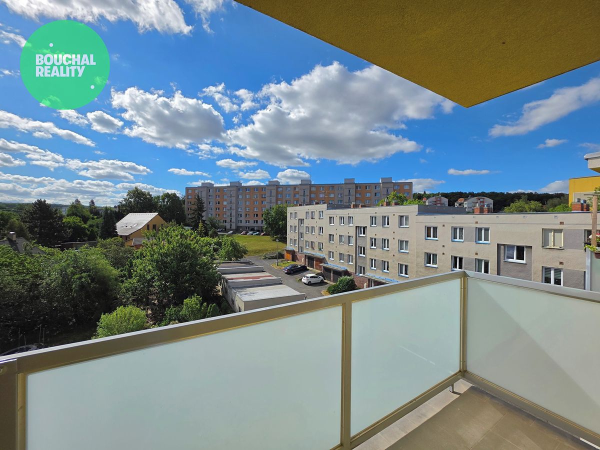Pronájem bytu 2+kk 42 m² – fotografie 3