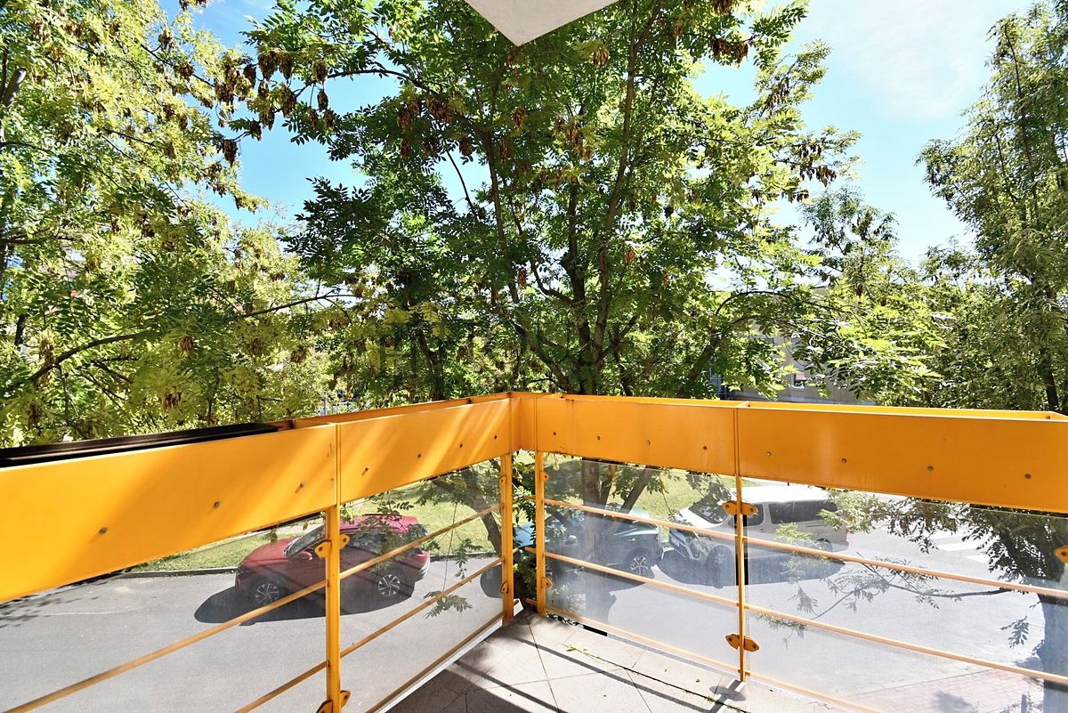 Pronájem bytu 2+1 61 m² – fotografie 2