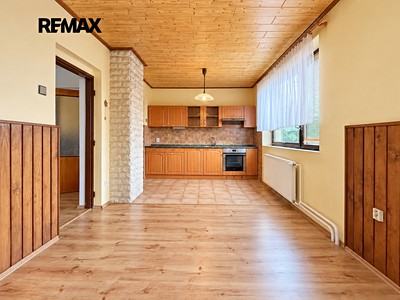 Будинок на продаж, 250 м² (3 з 27)