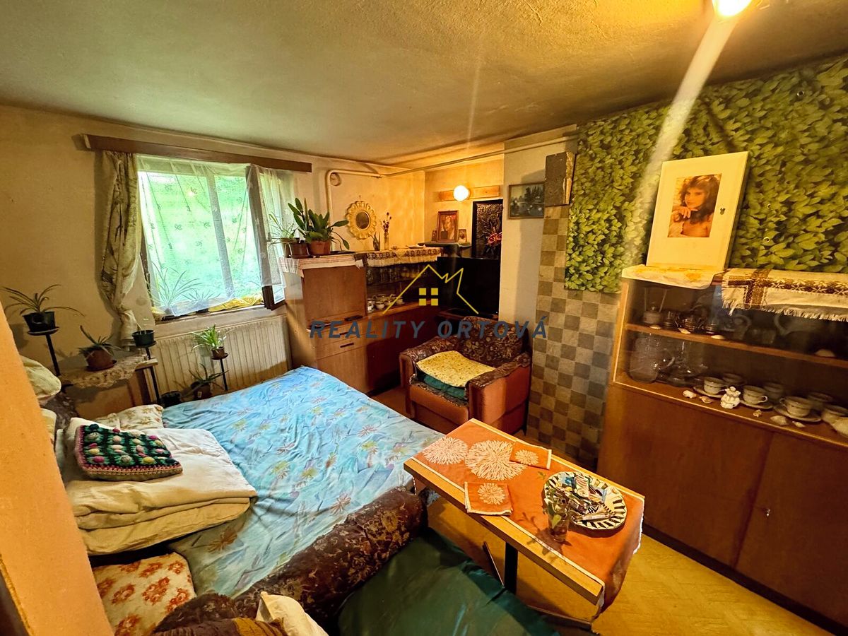 Prodej rodinného domu 188 m², pozemek 466 m² – fotografie 3
