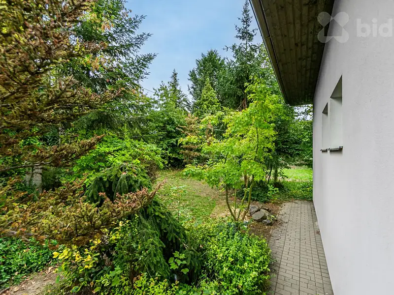 Prodej rodinného domu 233 m², pozemek 1063 m², Letkov – náhled fotky 2