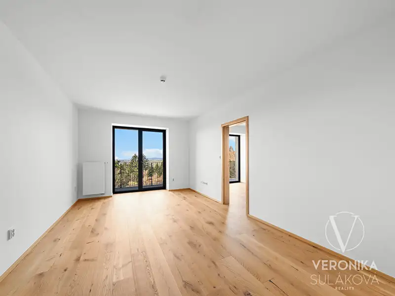 Prodej bytu 2+kk 55 m², Benecko – náhled fotky 2