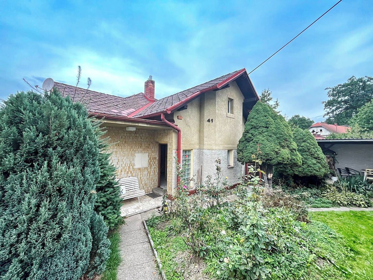 Prodej rodinného domu 103 m², pozemek 1107 m² – fotografie 2