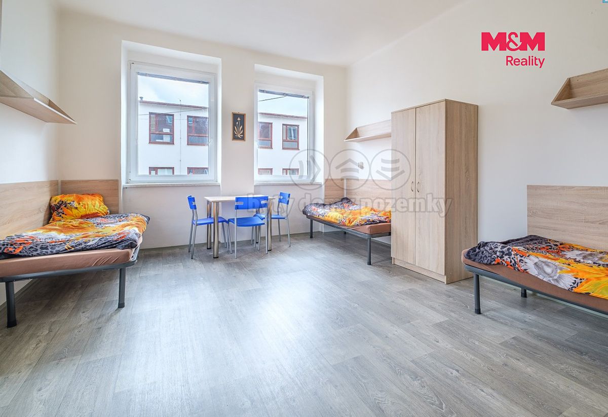 Prodej činžovního domu 1318 m² – fotografie 2
