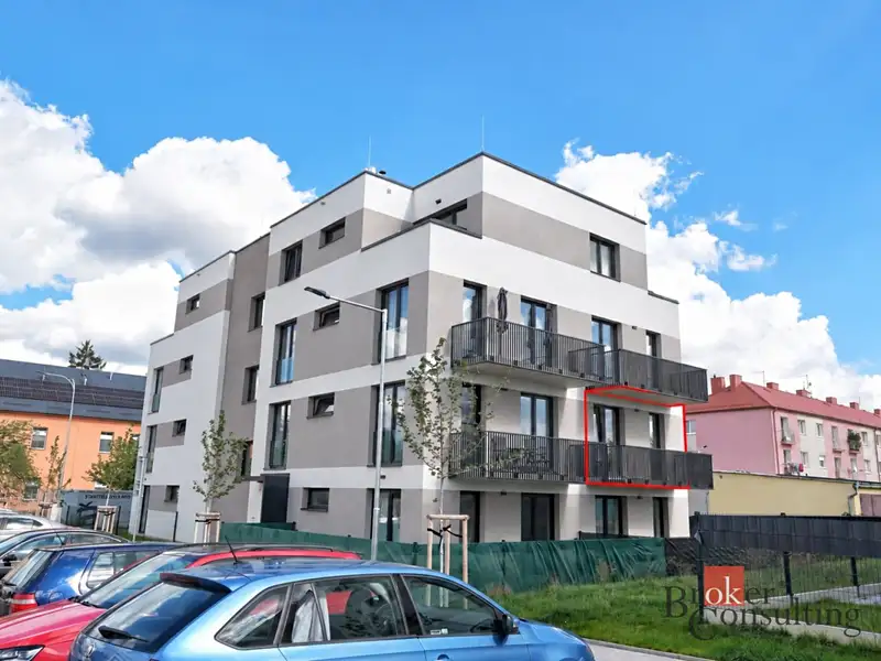 Pronájem bytu 2+kk 55 m², Dobřany – náhled fotky 2