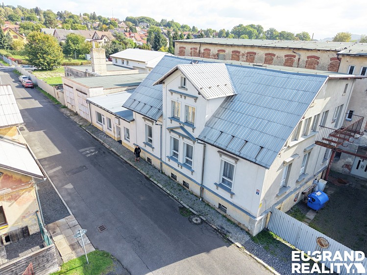 Комерційне приміщення на продаж, 2 400 м² (3 з 35)