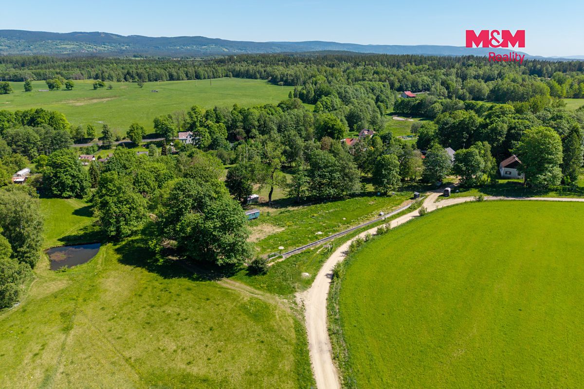 Prodej stavebního pozemku 885 m² – fotografie 3