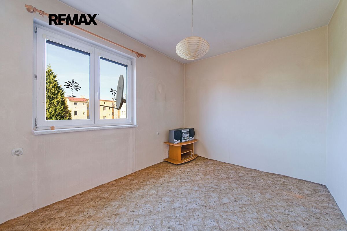 Prodej rodinného domu 153 m², pozemek 443 m² – fotografie 4