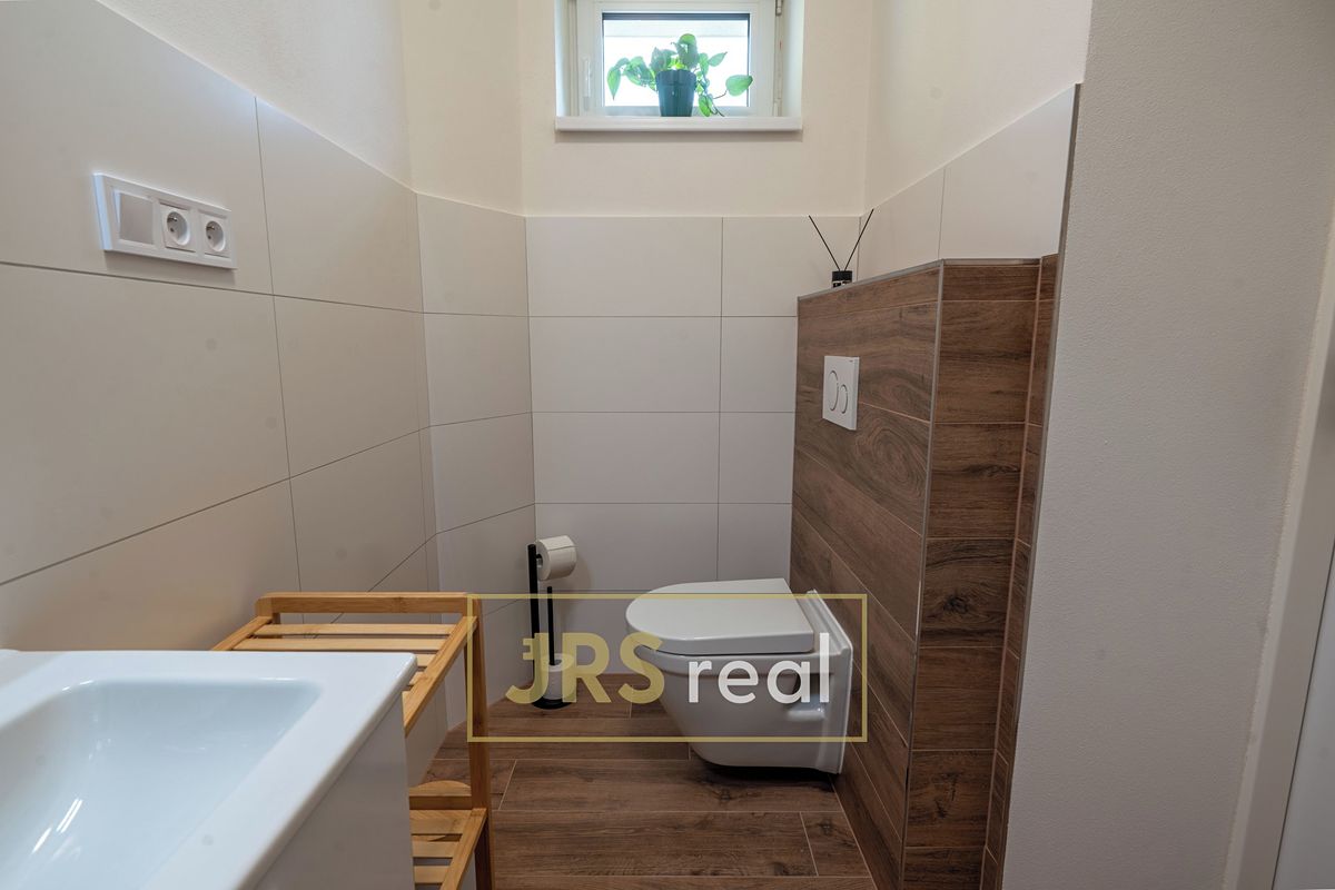 Pronájem bytu 1+kk 23 m² – fotografie 5